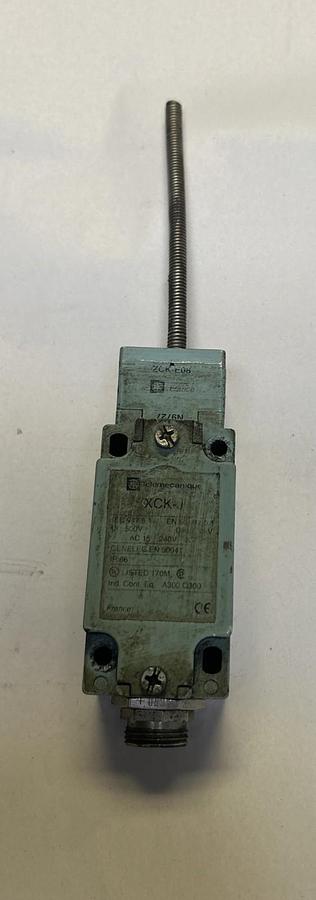 Used TELEMECANIQUE,XCK-J,LIMIT SWITCH