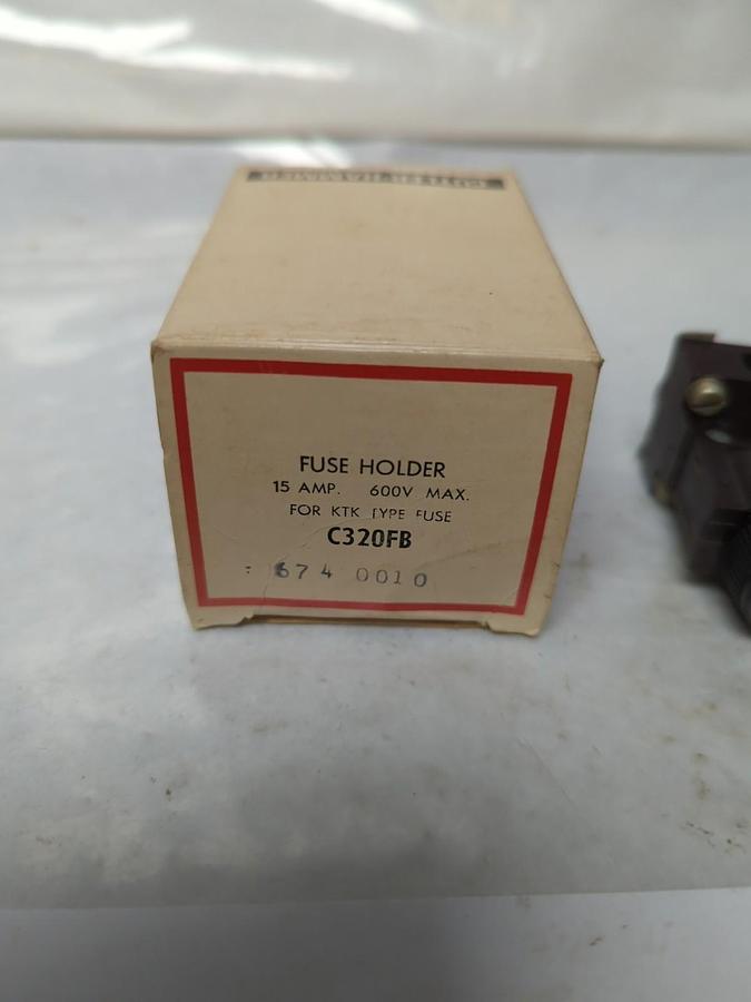 CUTLER HAMMER,C320FB,FUSE HOLDER 15 AMP 600V NOS