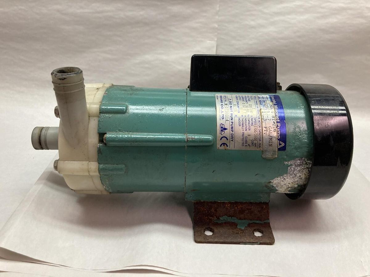 Used Iwaki Magnet Pump,MD-40RT-220N,2-Pole Magnet Pump 220/240V 2700/3100rpm 50/60Hz