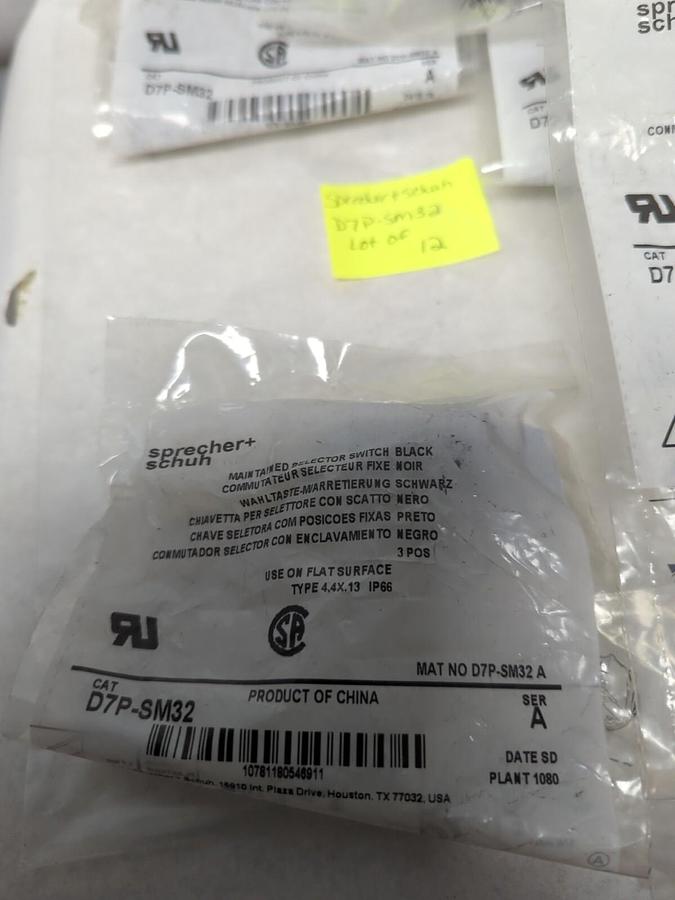 SPRECHER+SCHUH,D7P-SM32,SERIES A SELECTOR SWITCH 3-POSITION LOT OF 12 NEW