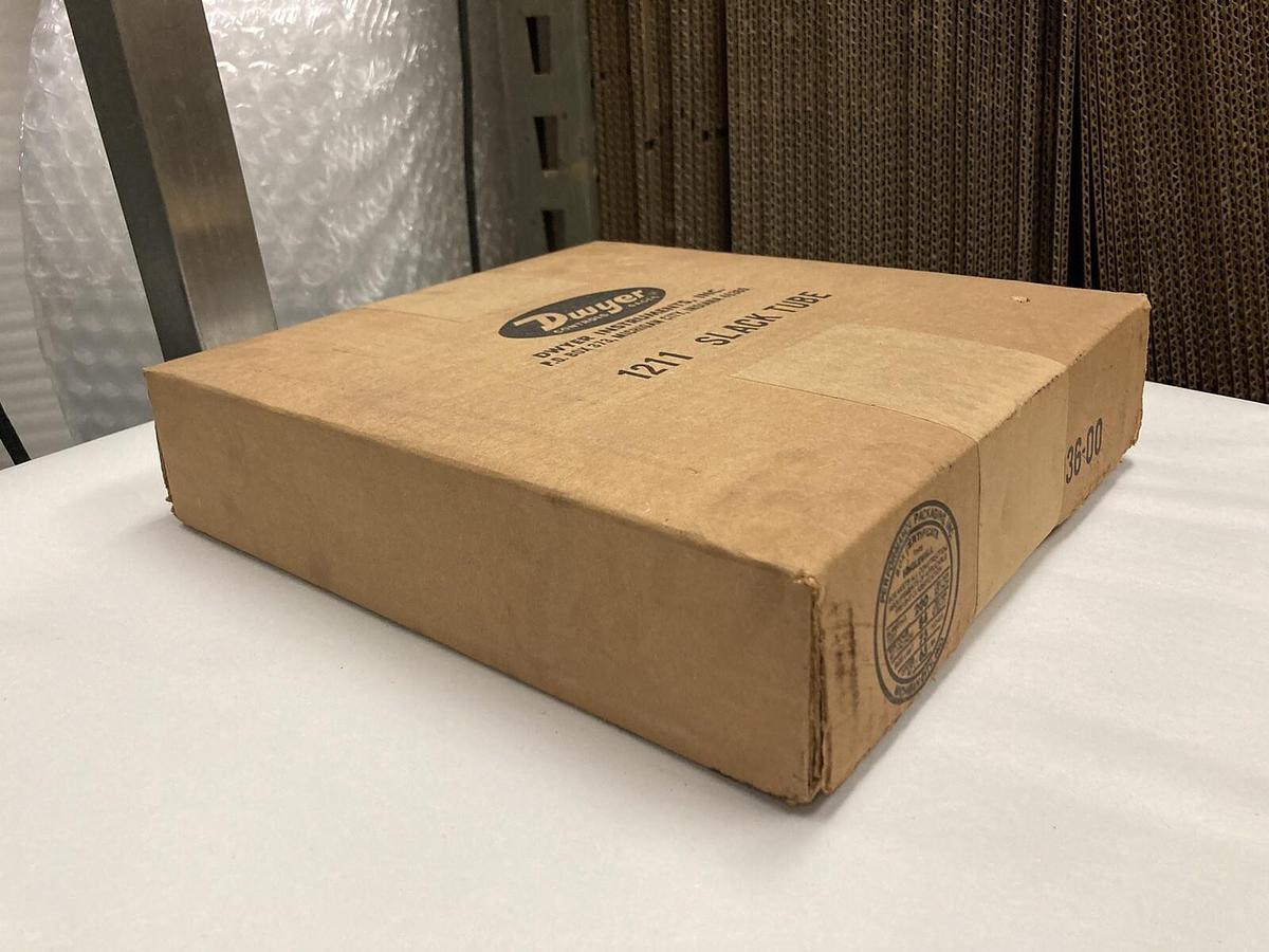 Used Dwyer,1211,Slack Tube Manometer