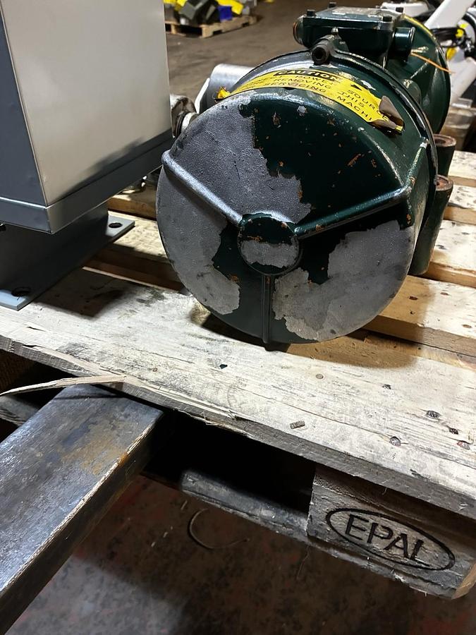 Used CARMAN,CD9-2910,ELECTRIC VIBRATOR MOTOR 3PH 1HP 900RPM