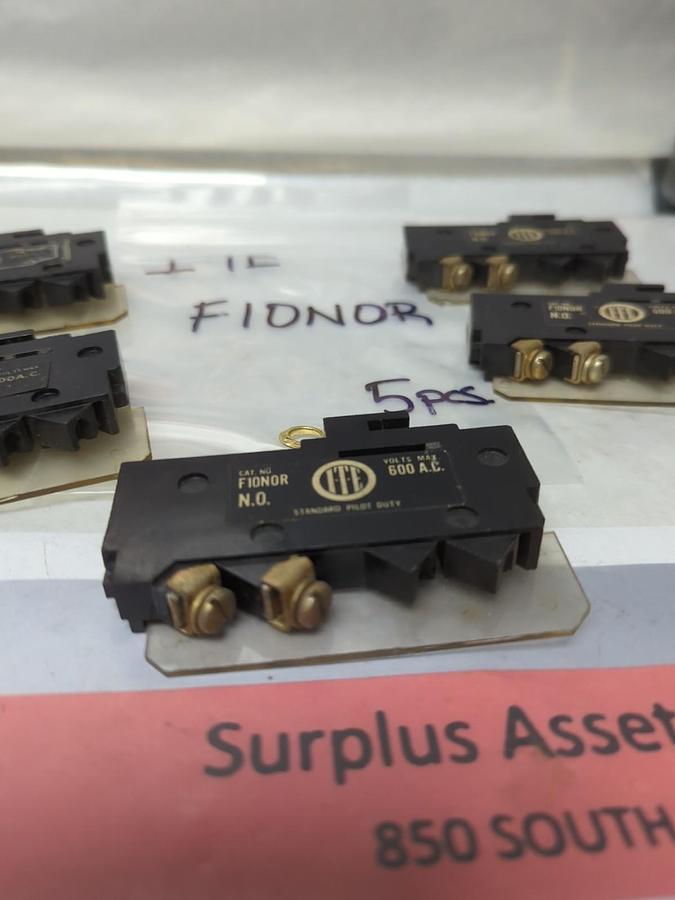 Used ITE,FL0NOR,AUXILIARY INTERLOCK LOT OF 5 PRE-OWNED