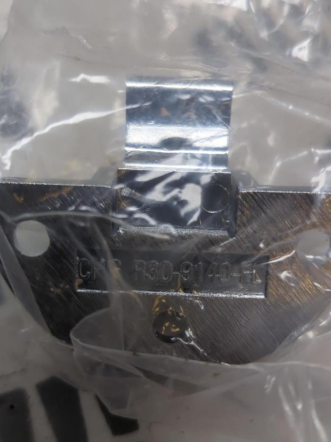 Used CHG,R30-9140-FL,SPRING LATCH HANDLE WITH STRIKER NEW