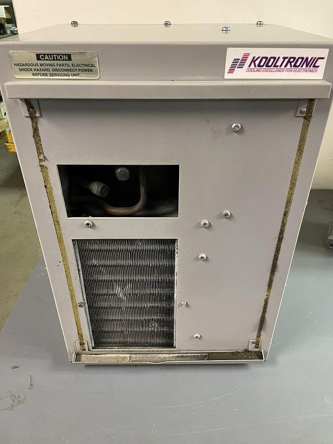 Used KOOLTRONICS,KA4C1.0NP17L,AIR CONDITIONER 1000BTU 115V MISSING FILTER