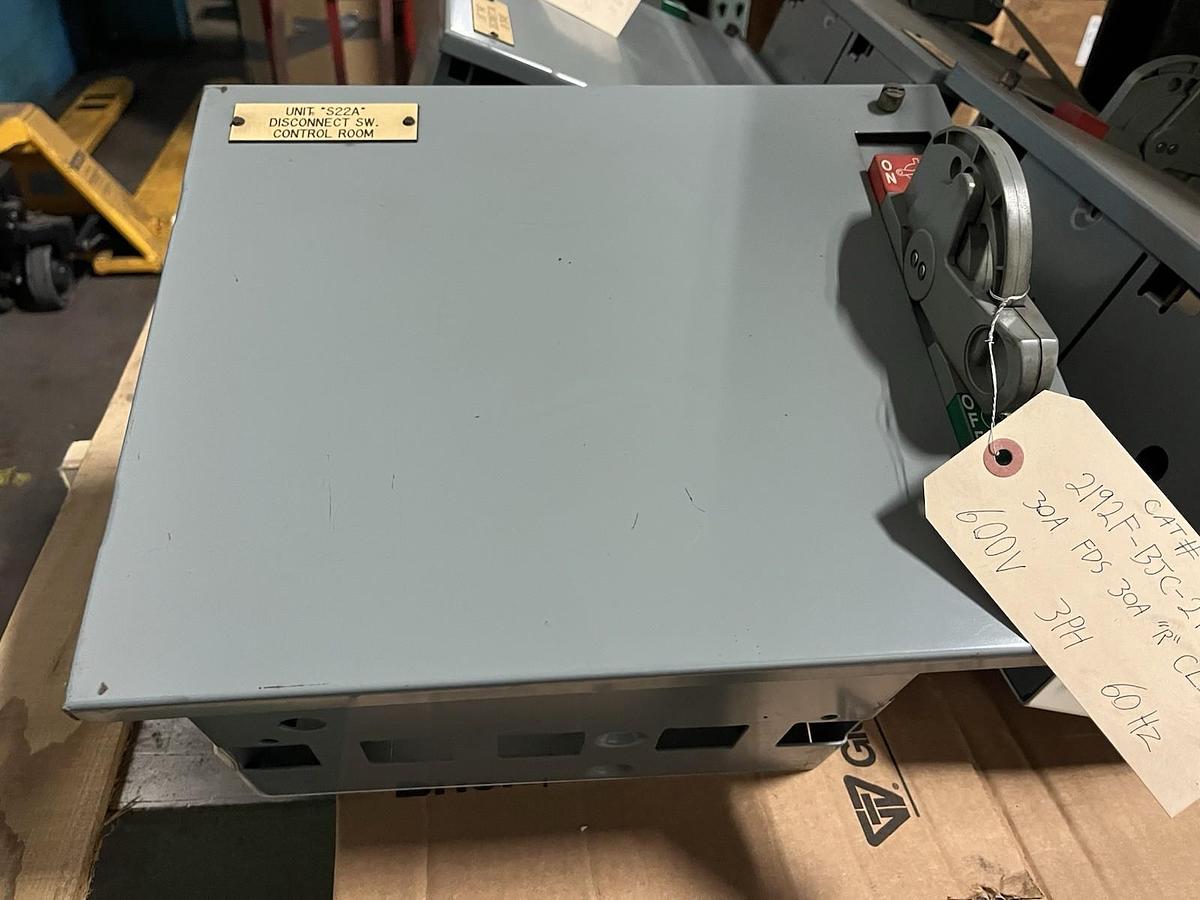 Used Allen-Bradley,2192F,12 INCH FUSED Disconnect MCC Bucket 30A 600V 60Hz