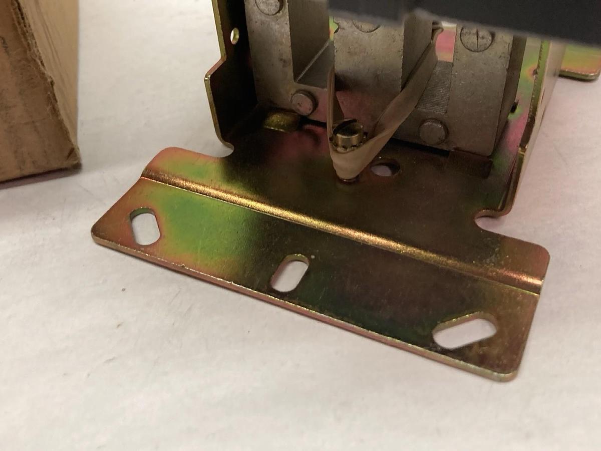 Used Siemens Furnas,42FE35AF106,Definite Purpose Contactor