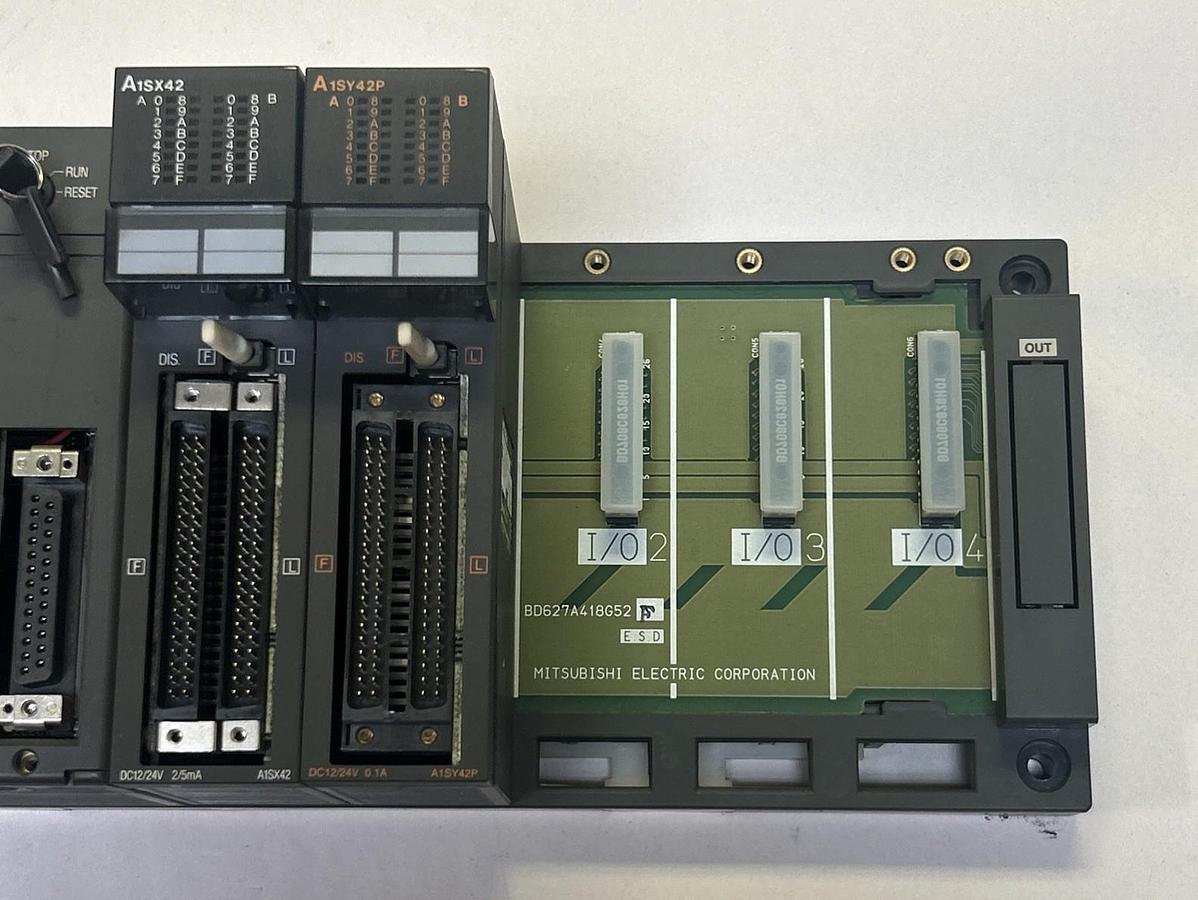 Used MITSUBISHI,A1SJHCPU,CPU UNIT W/ A1SX42 & A1SY42P MODULES