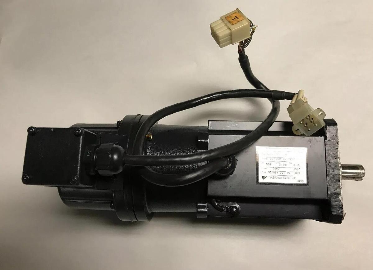 Used Yaskawa Electric,USASEM-03-YR61,with Encoder UTMAH-B15AS1P