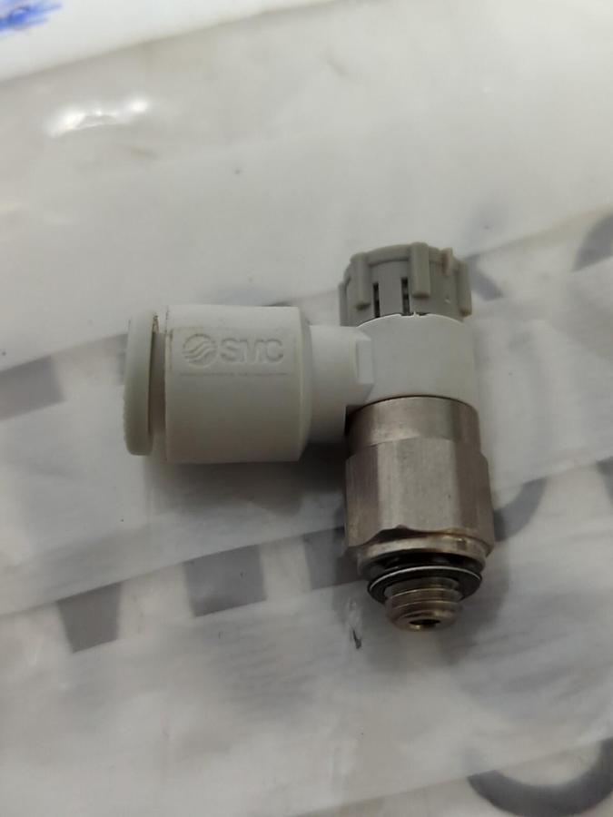 SMC,AS1201F,SPEED CONTROL AIR FITTING NOS