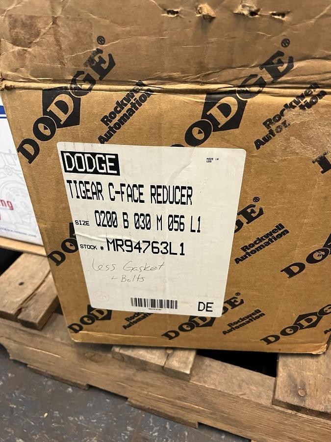 DODGE,MR94763L1,TIGEAR C-FACE GEAR SPEED REDUCER Q200 30:1 FR 56 .79HP 1750RPM