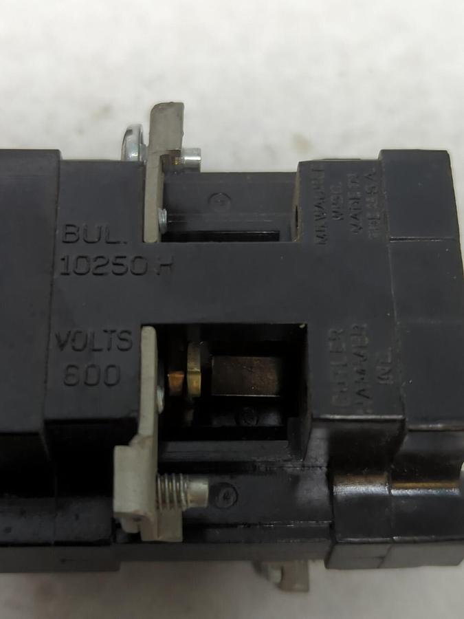 Used CUTLER-HAMMER,10250H,RELAY PRE-OWNED