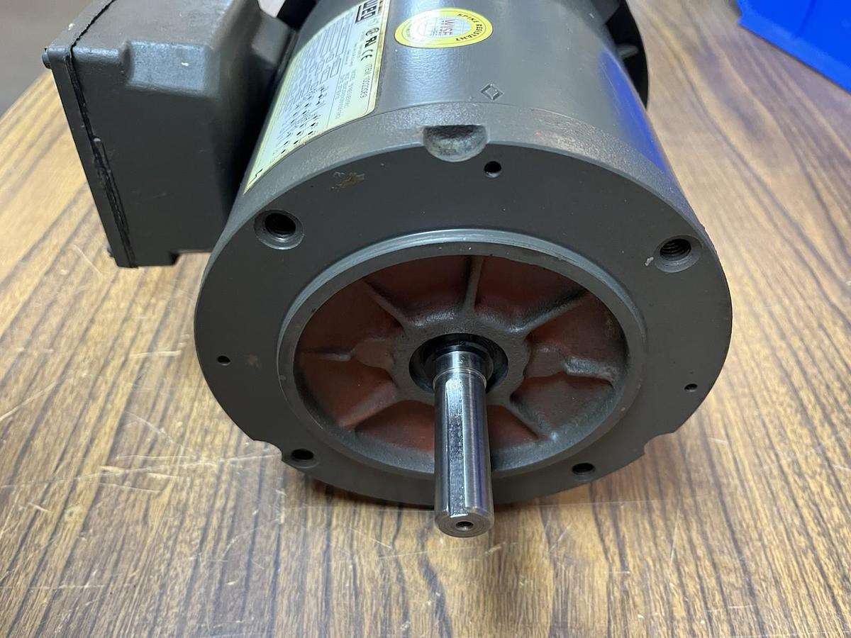 Used WEG,7518ES3EB56C,MOTOR 3/4HP 1730RPM 3PH B56C