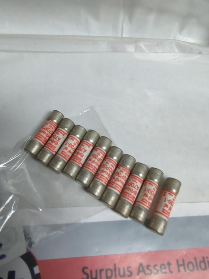 Used GOULD SHAWMUT,A70P30-1,AMP-TRAP 30 AMP FUSE LOT OF 10 PRE-OWNED
