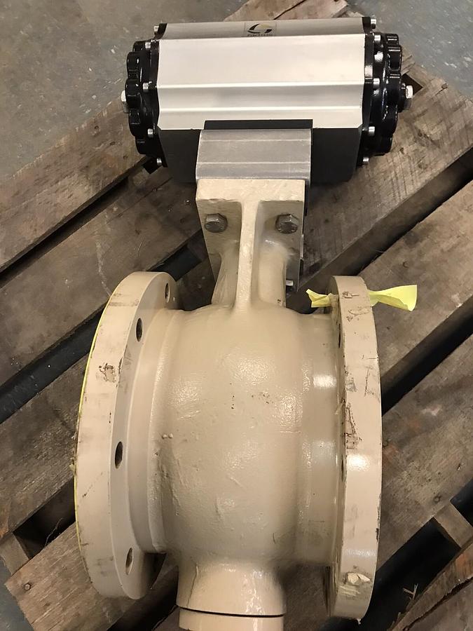 Samson,3310-02,8IN Butterfly Valve with Radius Pneumatic Actuator AS-100 120PSIG