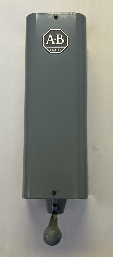 Used ALLEN BRADLEY,365-NX1,NON REVERSING DRUM SWITCH FOUR SPEED