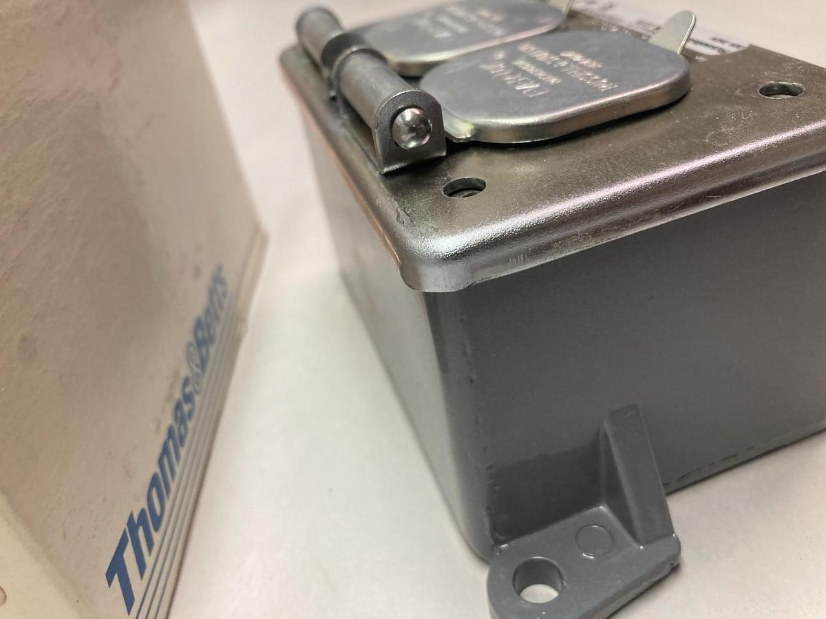 Thomas & Betts ABB,8773,Receptacle