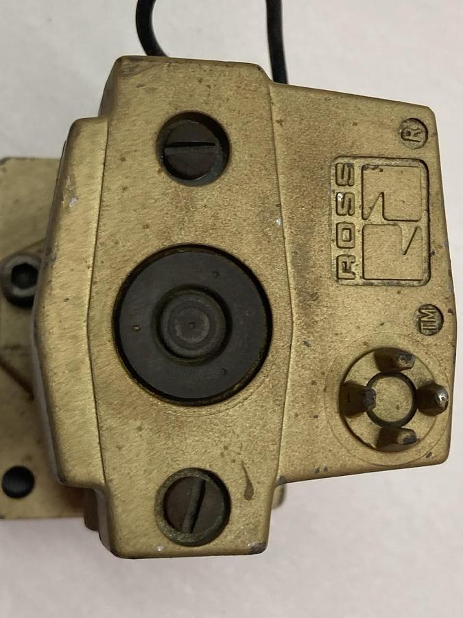 Used Ross Controls,W1616B2020,Solenoid Valve 2-10bar 26VA