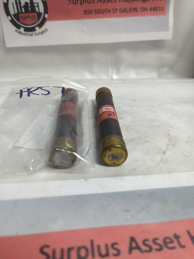 Used COOPER BUSSMANN,FRS-7,FUSETRON FUSE 7 AMP LOT OF 2 PRE-OWNED