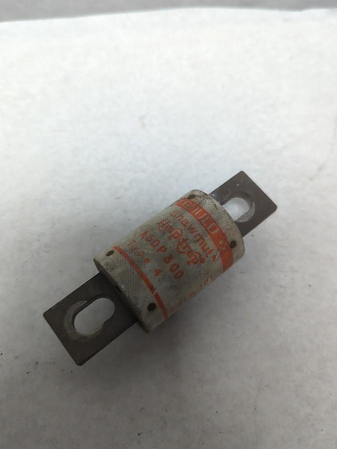 Used GOULD SHAWMUT,A50P300,SEMI-CONDUCTOR 300 AMP FUSE PRE-OWNED