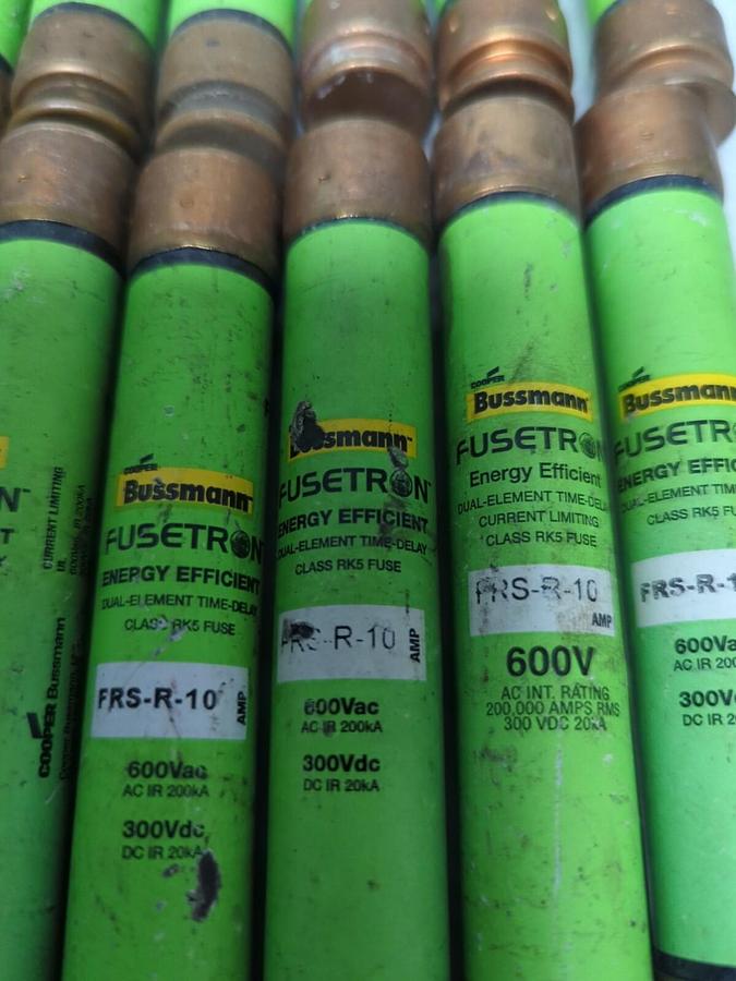 Used COOPER BUSSMANN,FRS-R-10,FUSETRON ENERGY EFFICIENT 10 AMP FUSE LOT OF 13 USED