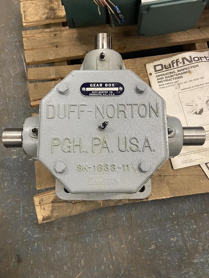Duff-Norton,SK1671M37R,Mitre Gear Box Ratio 1:1