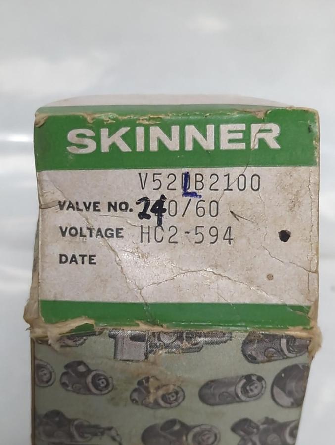 SKINNER,V52LB2100,SOLENOID VALVE 10 WATTS 240/60 V 1/8 ORFICE 100PSI NOS