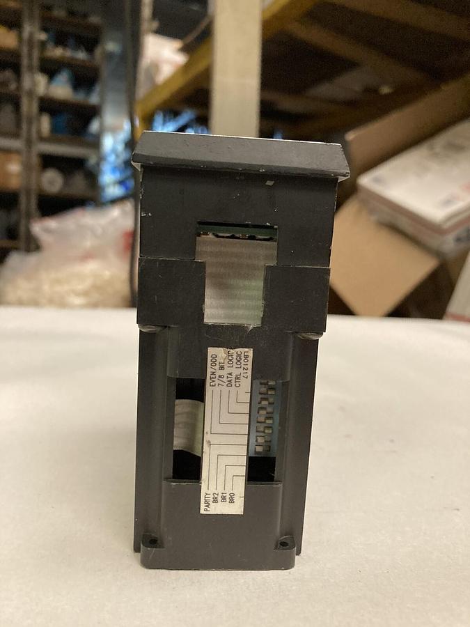 Used Red Lion Controls,MCI4Y11D,Message Indicator Display Screen Module