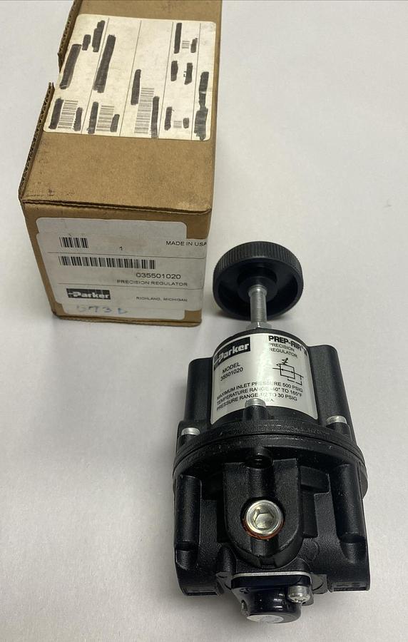 PARKER,35501020,PRECISION REGULATOR 1/4 INCH  1/2-30PSIG NOS