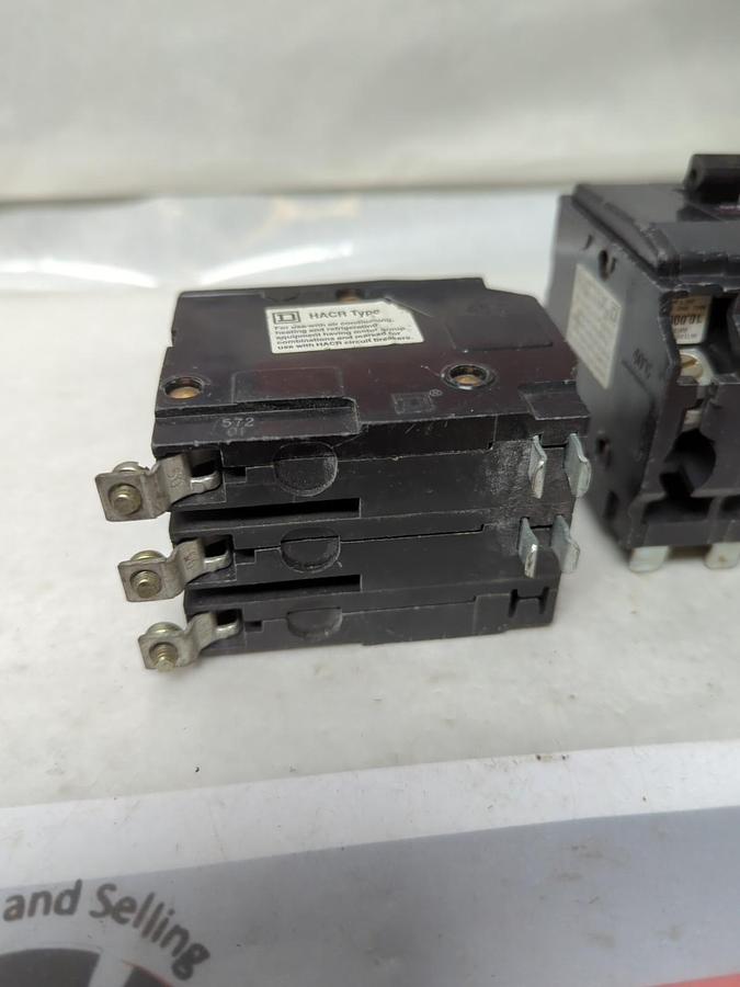 Used SQUARE D,QOB340,CIRCUIT BREAKER 40 AMP 3-POLE LOT OF 2 PRE-OWNED