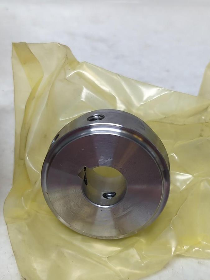 REXNORD,10287360,HUB 2HSB .625"BORE 3/16" X 3/32" KW 1SS NOS