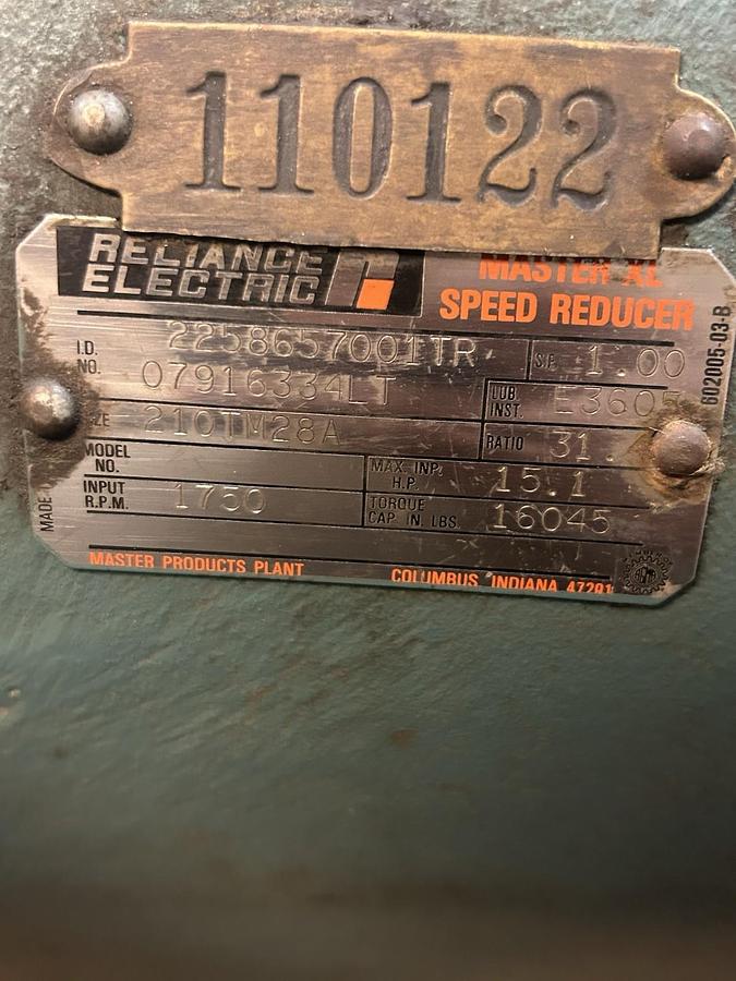 Used RELIANCE,210TM28A,SPEED REDUCER 15HP 1750RPM 31.4 RATIO