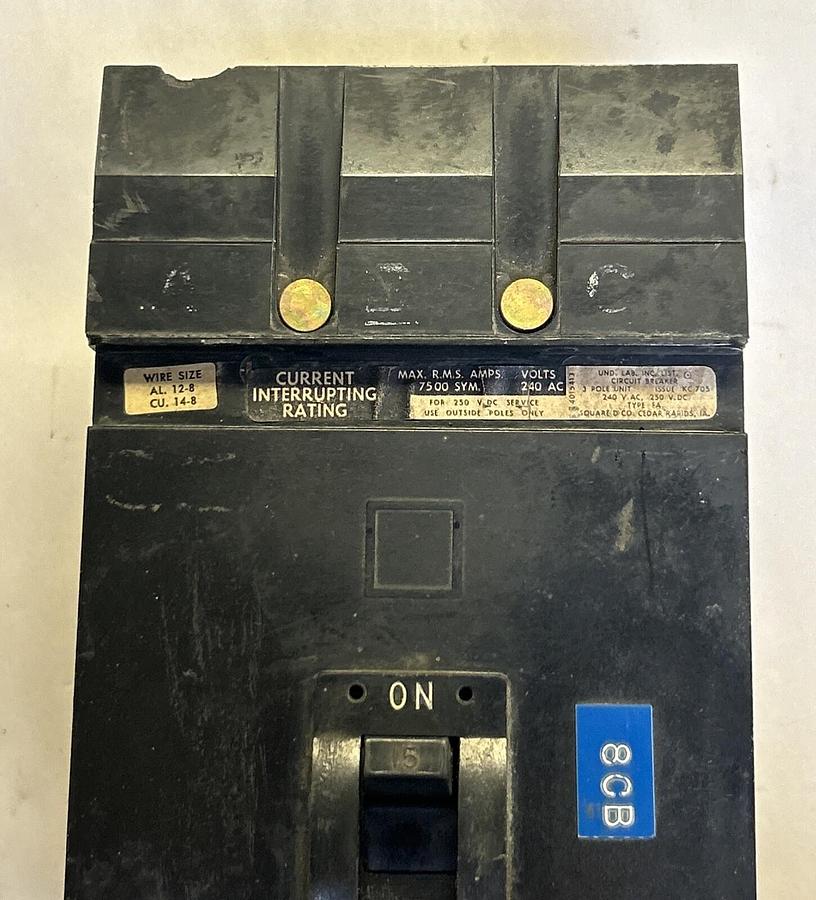Used SQUARE D,FA32015,I-LINE CIRCUIT BREAKER 15A 240V 3P (SMALL CHIP)