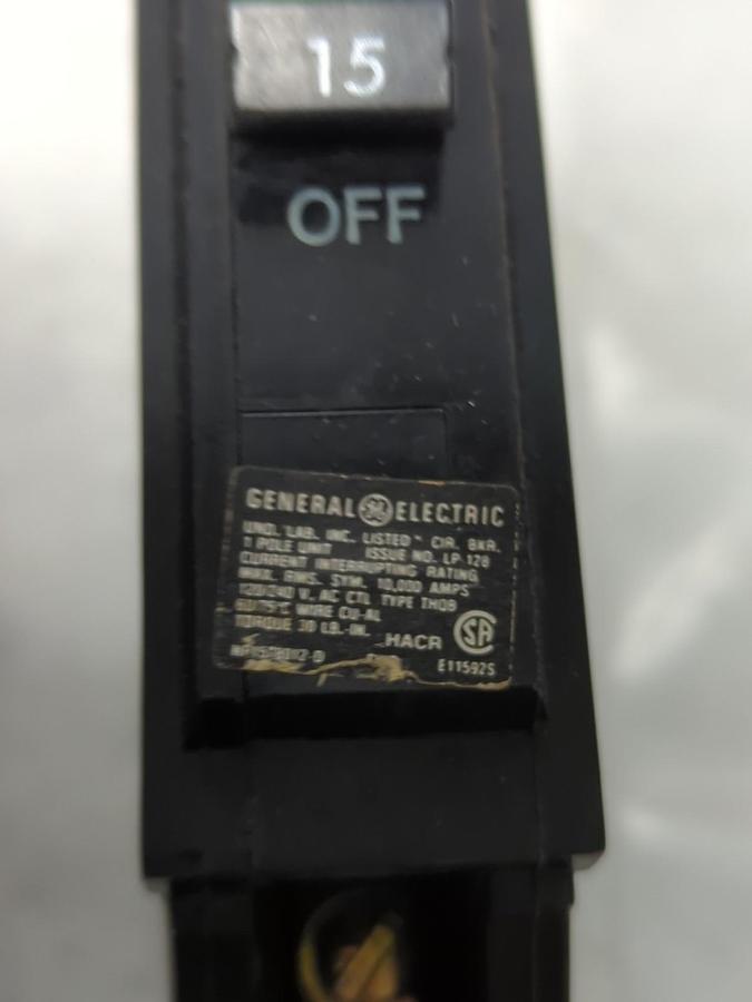 Used GENERAL ELECTRIC,HACR,CIRCUIT BREAKER 15 AMP 1-POLE LOT OF 2 PRE-OWNED