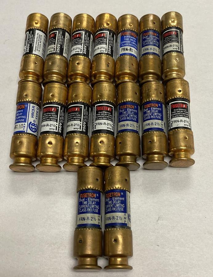 Cooper Bussmann,FRN-R-2-1/2,Fuse Lot of 16 NOS