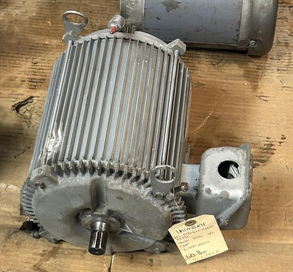 Used US MOTORS,A904U03U028R189F,MOTOR 5HP 230/460V 3495RPM 3PH 184T FRAME