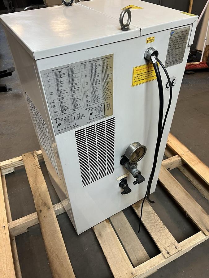 Used HABOR,HBO-250PTSB,OIL COOLER CHILLER 3PH 220V 4000BTU R-134A