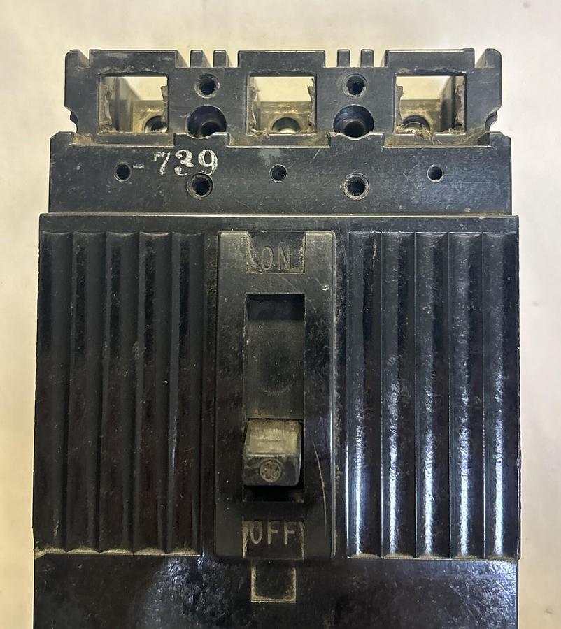 Used GENERAL ELECTRIC,TEF134070,CIRCUIT BREAKER 70A 480V 3P