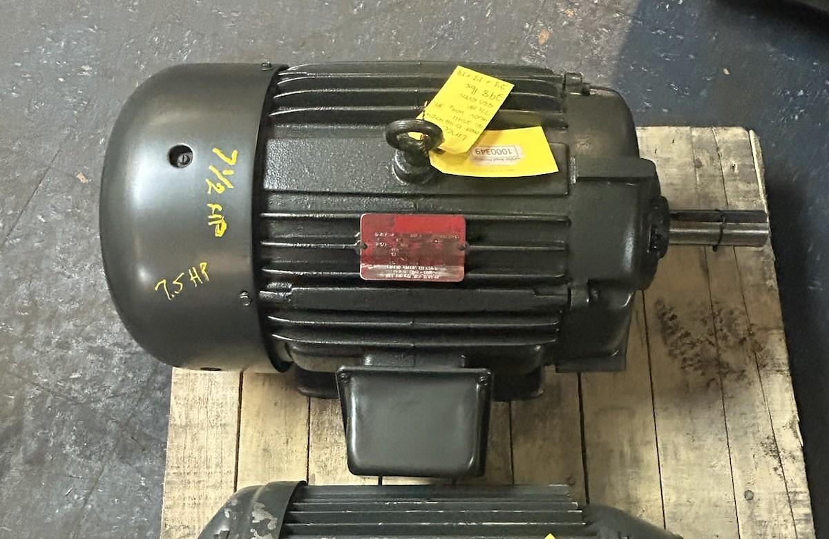 LINCOLN ELECTRIC,D-4G4704,AC MOTOR 7.5HP 460V 880RPM 3PH 284U FRAME