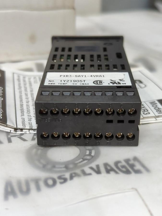 FUJI ELECTRIC,PXR3-SAY1-4VRA1,TEMPERATURE CONTROLLER NEW