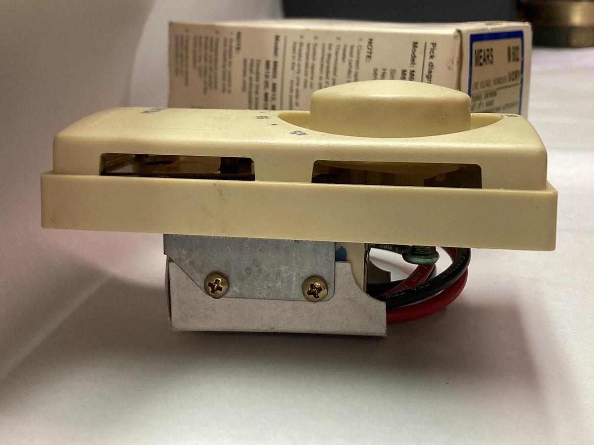 Used Mears,M602,White DP T-stat Thermometer