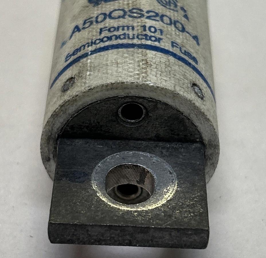 Used FERRAZ SHAWMUT,A50QS200-4,AMP-TRAP 200A FUSE LOT OF 2