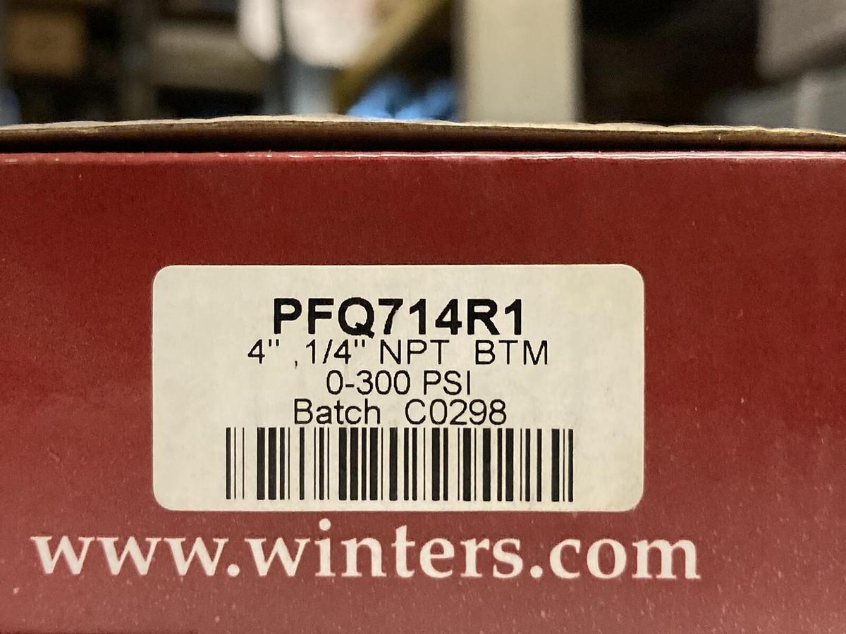 Winters Gauge,PFQ714R1,4 INCH Face SS Case 1/4 INCH NPT 0-300 PSI