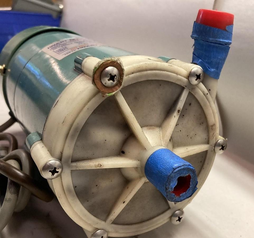 Used Iwaki,Model MD-3CRZ,2-Pole Magnet Pump 220/240V 50/60Hz 0.5A