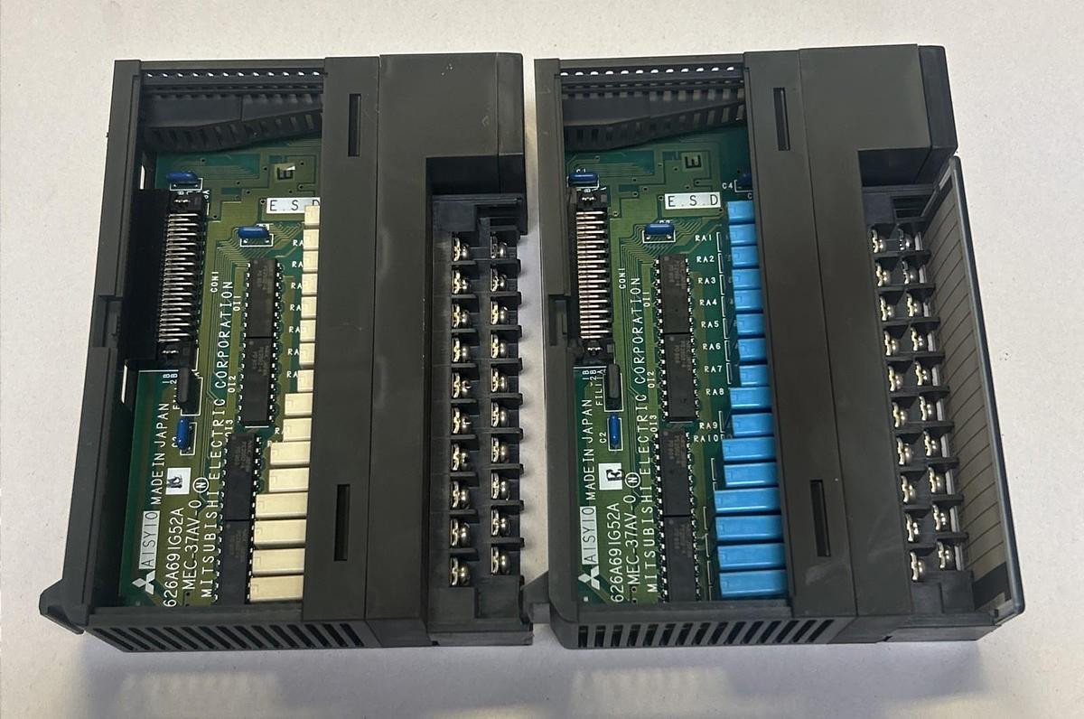 Used MITSUBISHI,A1SY10,OUTPUT UNIT LOT OF 2