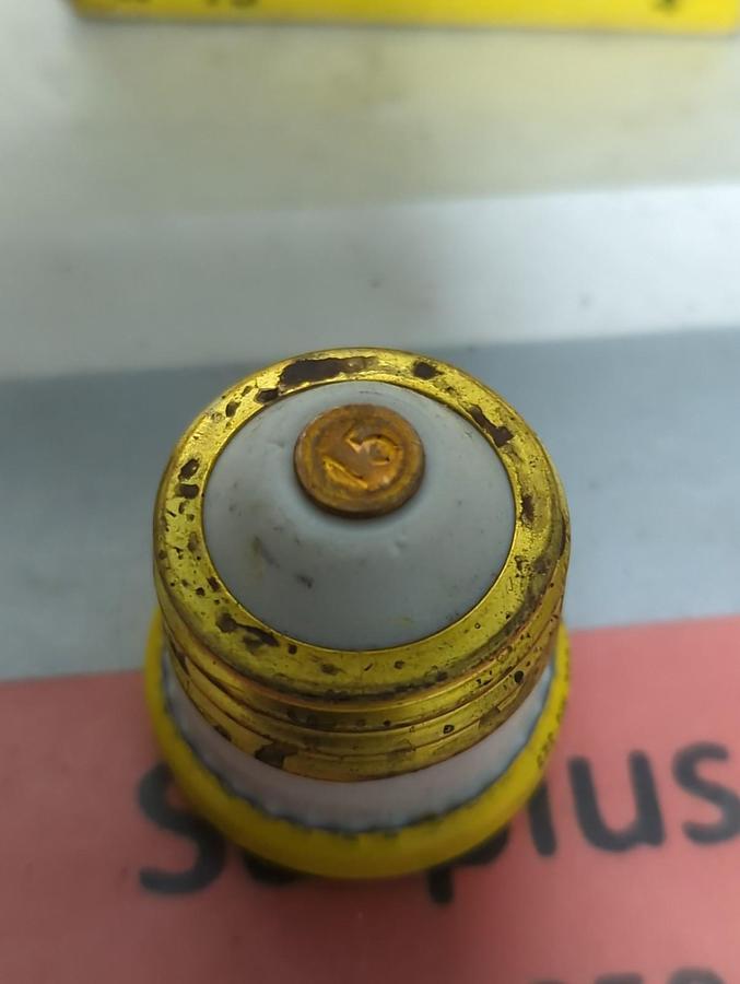 BUSSMANN,W-15,FAST ACTING SCREW-IN 15 AMP FUSES BOX OF 4 PCS NOS
