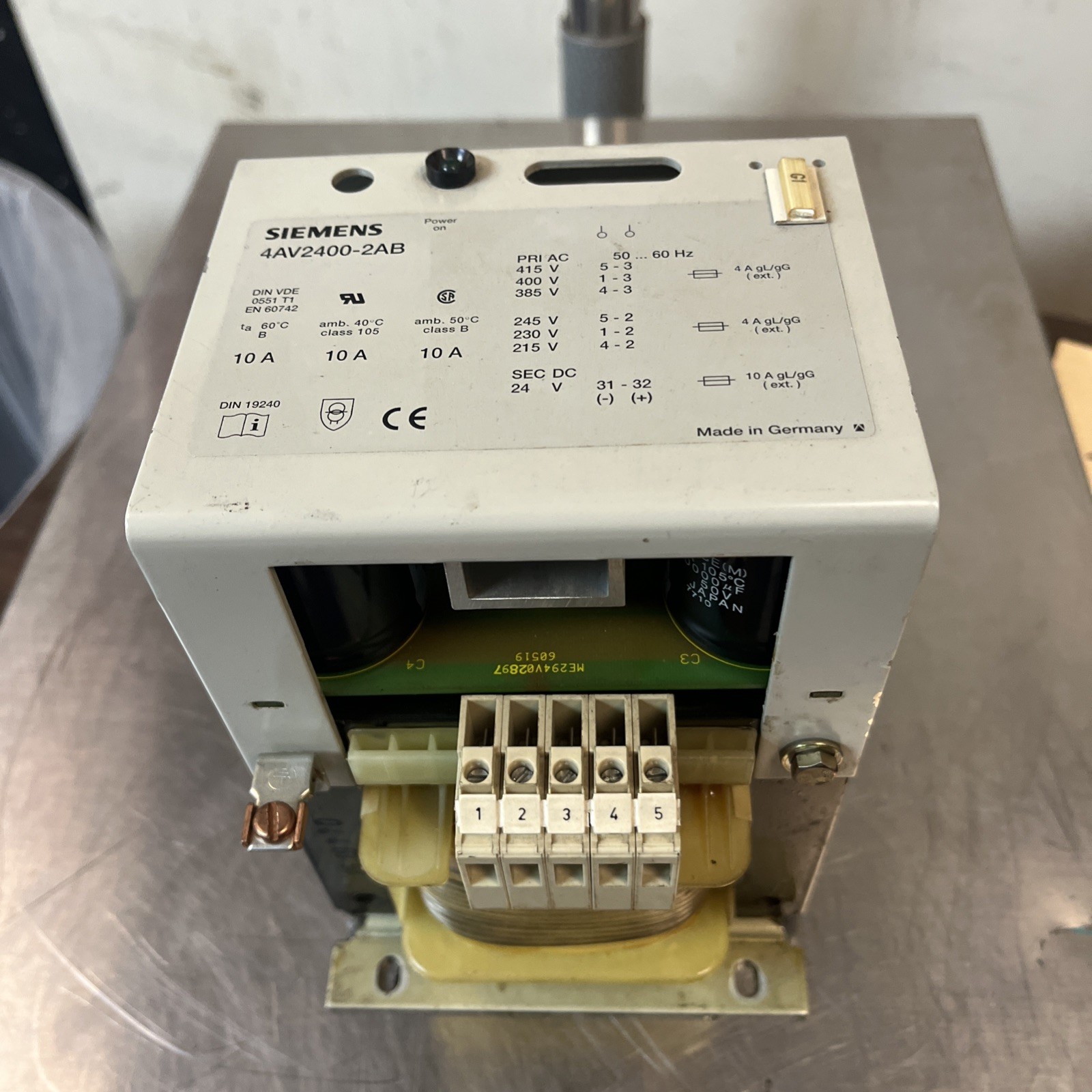 Used SIEMENS,4AV2400-2AB,CONTROL TRANSFORMER WITH RECTIFIER .24kW 415-215HV 24VDC LV