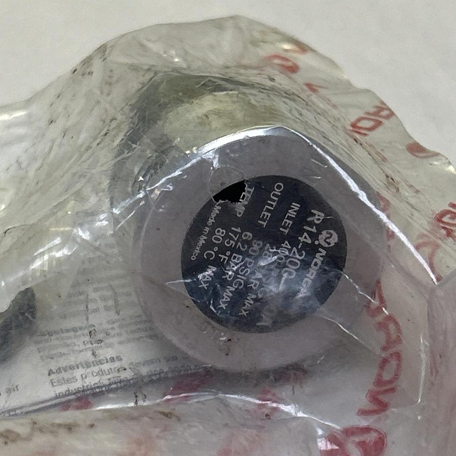 Used NORGREN,R14-200-R90A,PNEUMATIC REGULATOR NOS