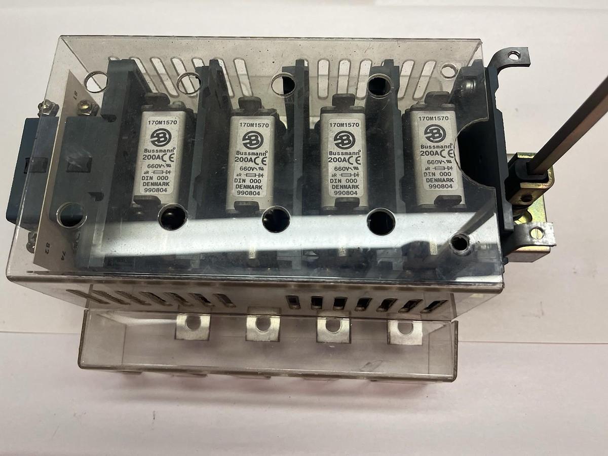 Used ABB,OESA 00-160F4,DISCONNECT SWITCH