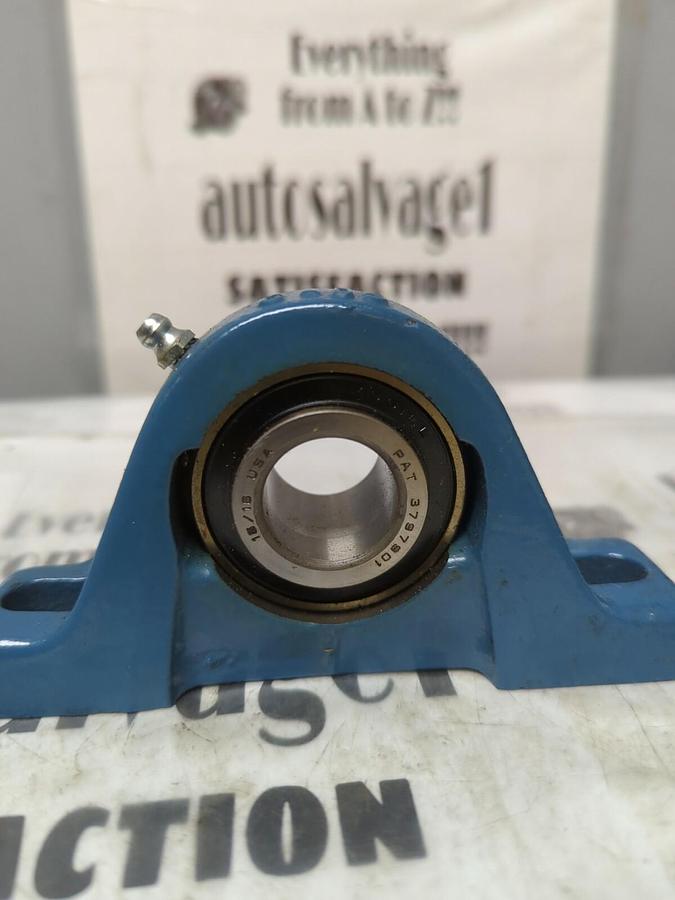 MCGILL,C-05 3797901,PILLOW BLOCK BEARING 15/16 INCH BORE NOS